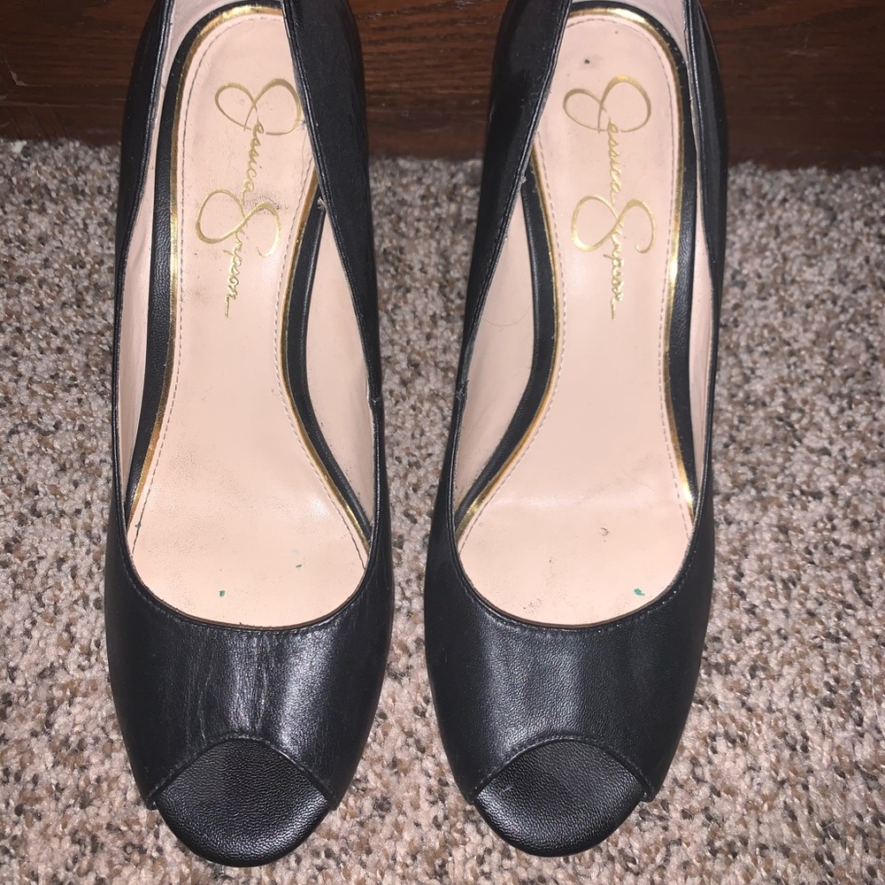 JESSICA Simpson black wedges